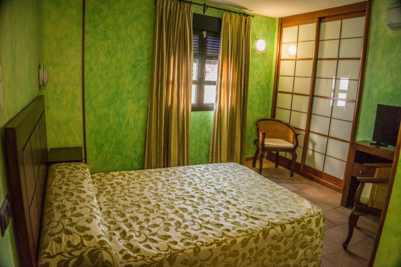 El Soportal De Uceda Hotell Eksteriør bilde