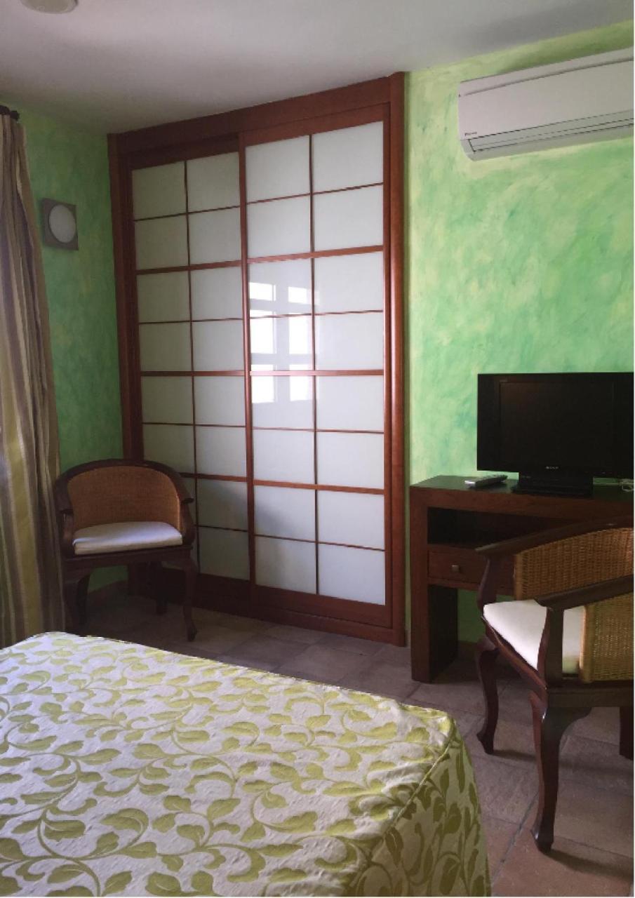 El Soportal De Uceda Hotell Eksteriør bilde